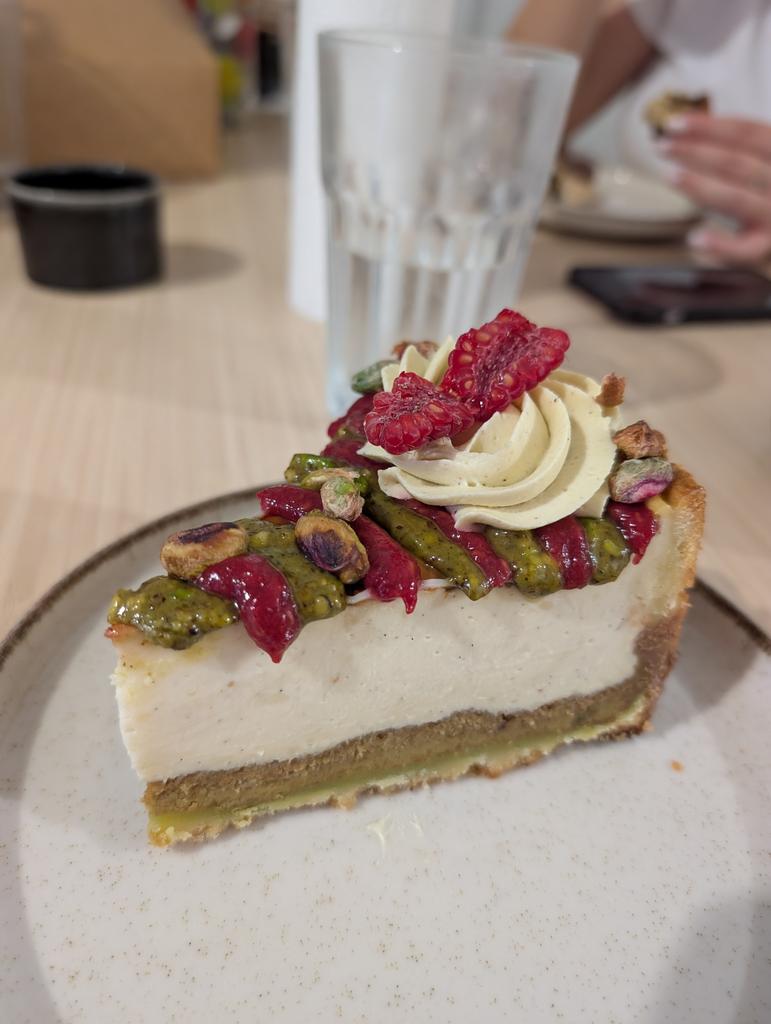 Flan vanille pistache framboise